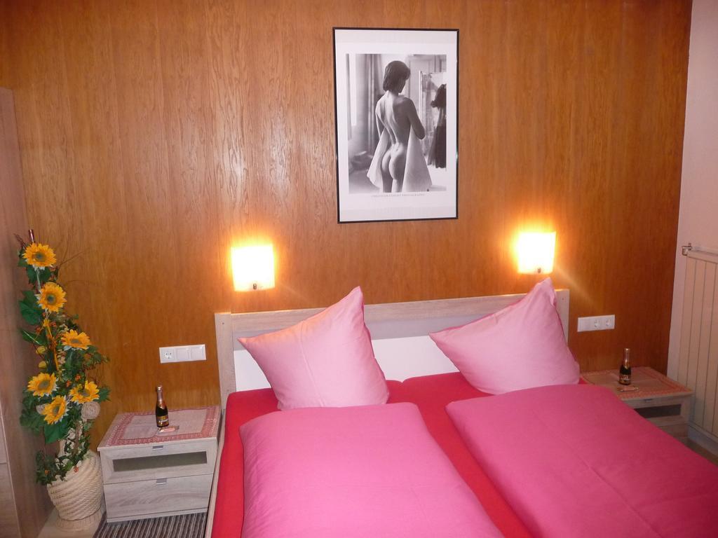 Biancas Ferienwohnung Im Haus Roswitha Tumpen Esterno foto