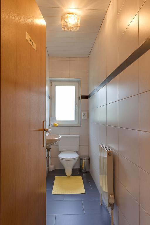 Biancas Ferienwohnung Im Haus Roswitha Tumpen Esterno foto